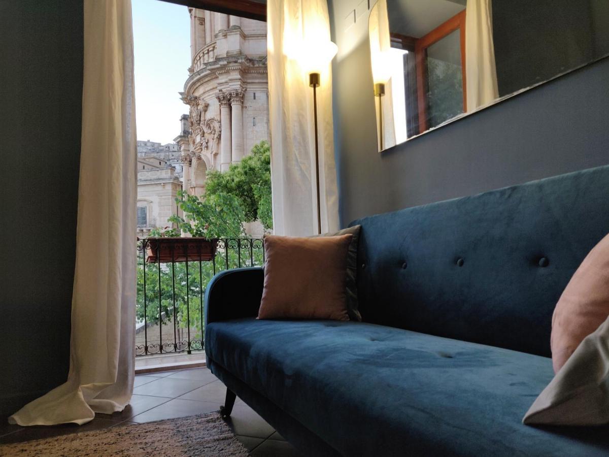 Le Stanze Del Cioccolato Bed & Breakfast Modica Bagian luar foto