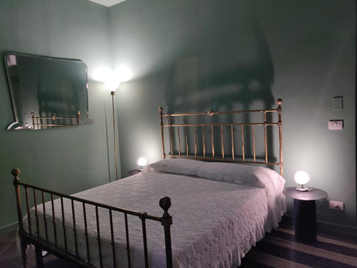 Le Stanze Del Cioccolato Bed & Breakfast Modica Bagian luar foto