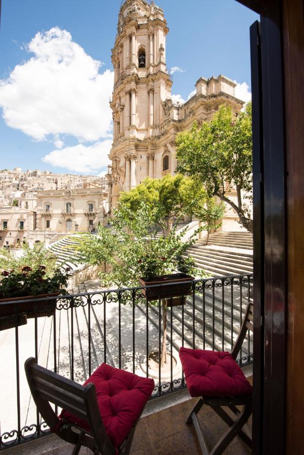 Le Stanze Del Cioccolato Bed & Breakfast Modica Bagian luar foto